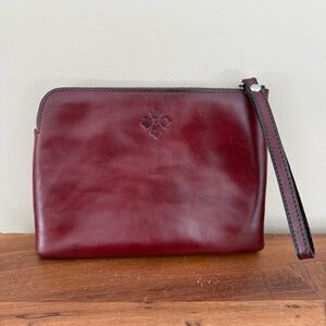 Patricia Nash zip case
